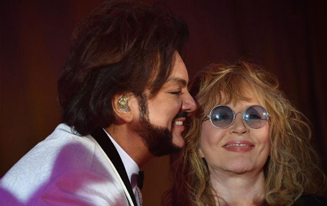 Раділи недовго: Пугачова втратила дитину від Кіркорова