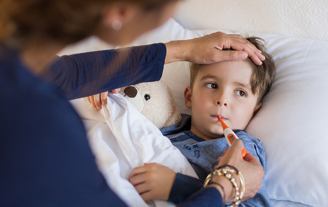 Поражает нервную систему: что известно о новом вирусе в Украине