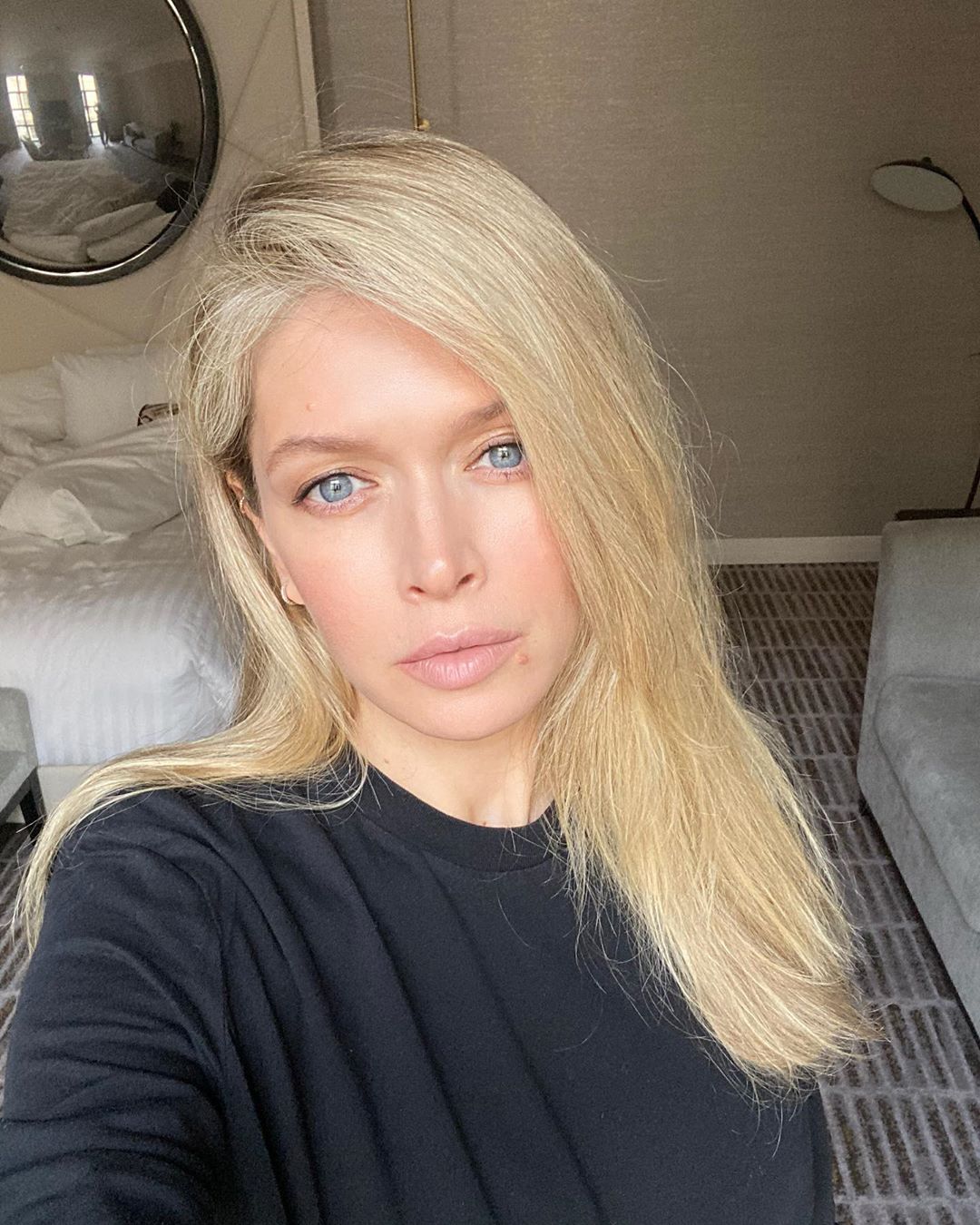 "Люблю оставаться собой": Вера Брежнева показала свой любимый вариант макияжа