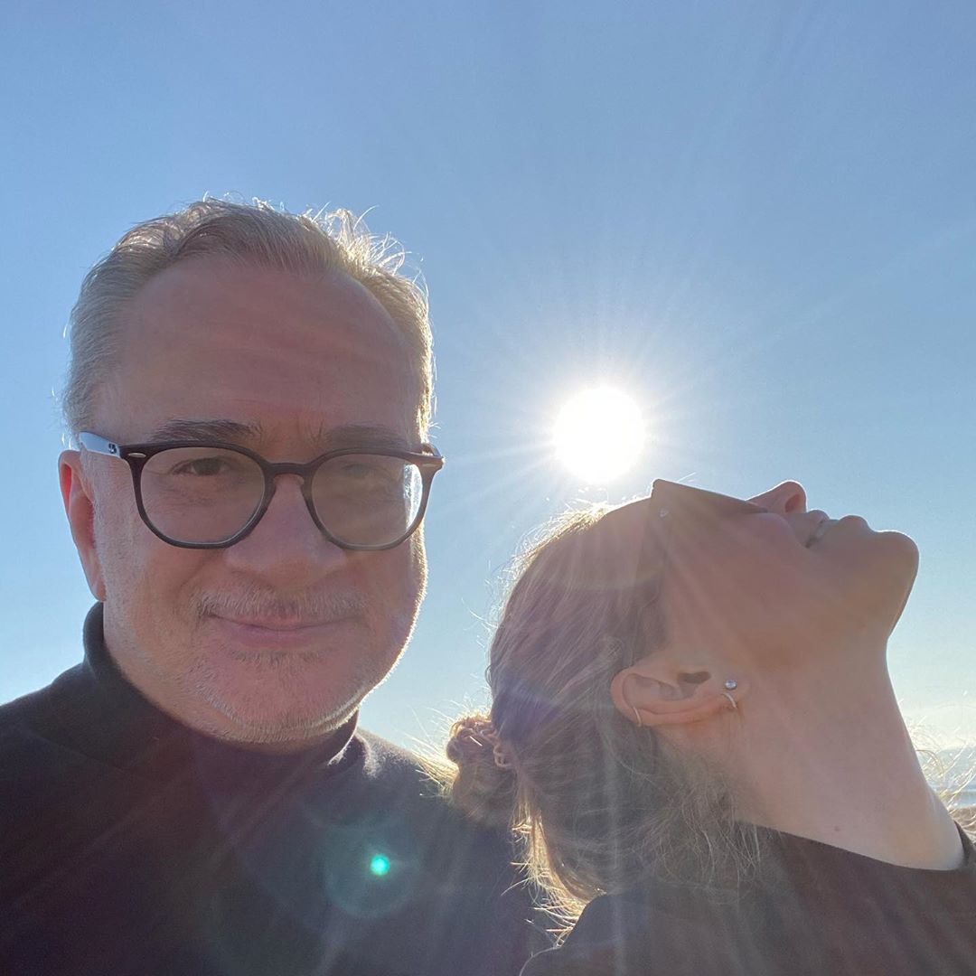 Вопреки слухам: Вера Брежнева отдыхает в Италии с Меладзе и дочерью