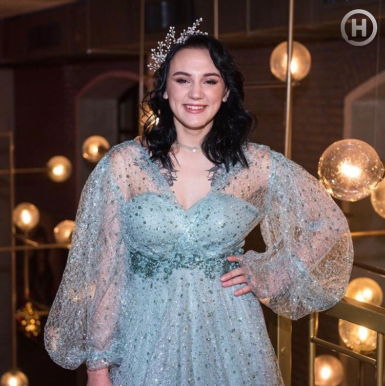 Від пацанки до панянки: как выглядит 17-летняя победительница шоу