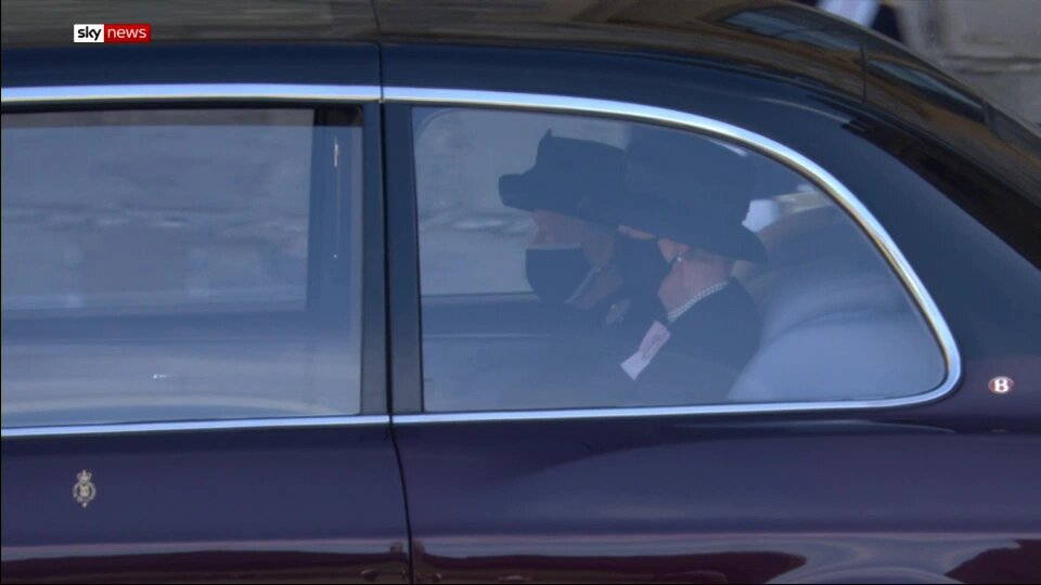 Елизавета ІІ на похоронах Филиппа: такой грустной ее еще не видели (фото)