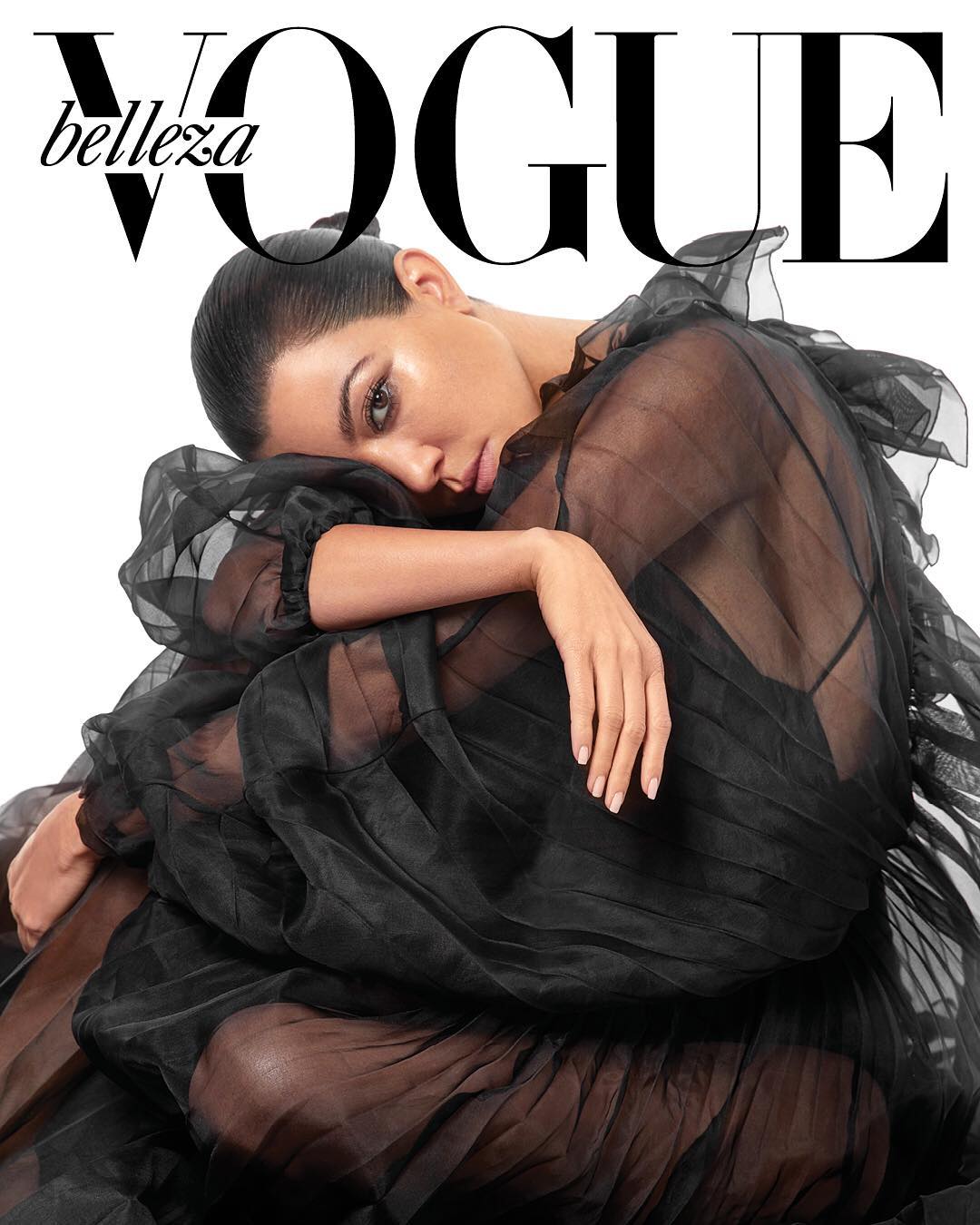 Кортни Кардашьян 