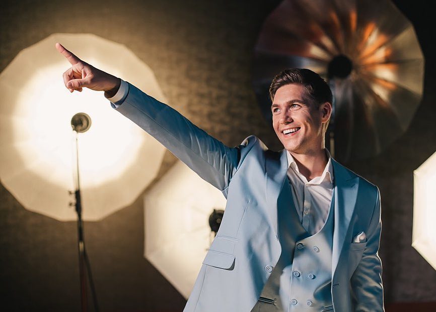 Танцы со звездами: яркие фото всех участников шоу