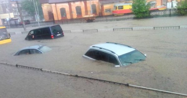 У Львові повністю відновили рух електротранспорту після негоди