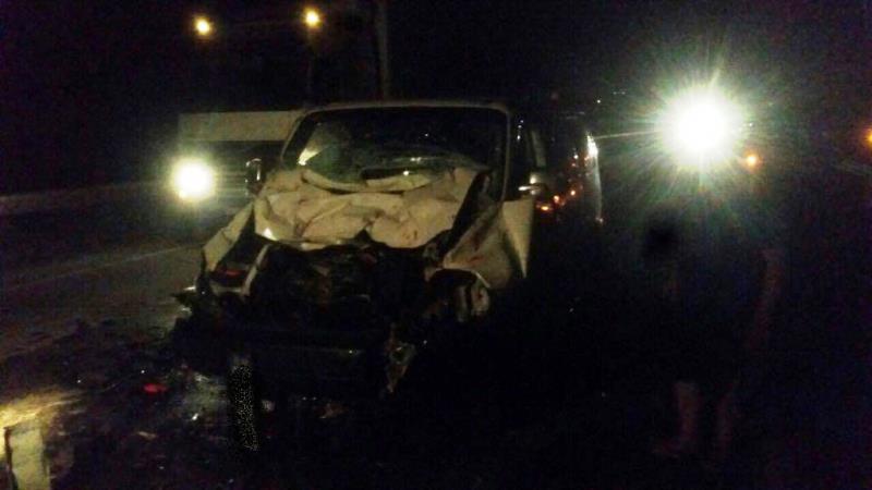 В Черкасской области микроавтобус столкнулся с пожарной машиной, есть пострадавшие