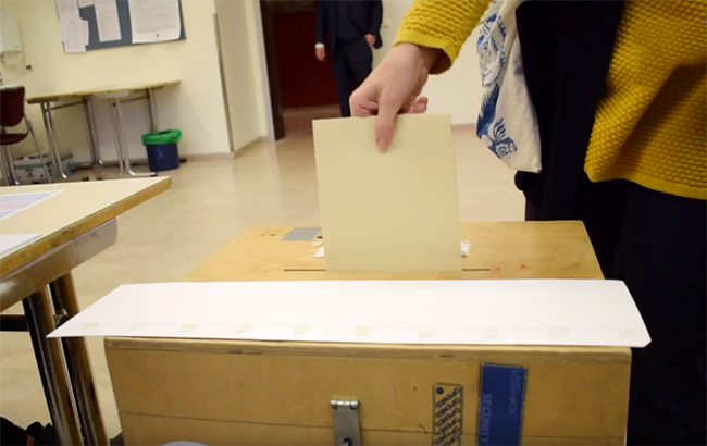 В Исландии сегодня проходят внеочередные парламентские выборы