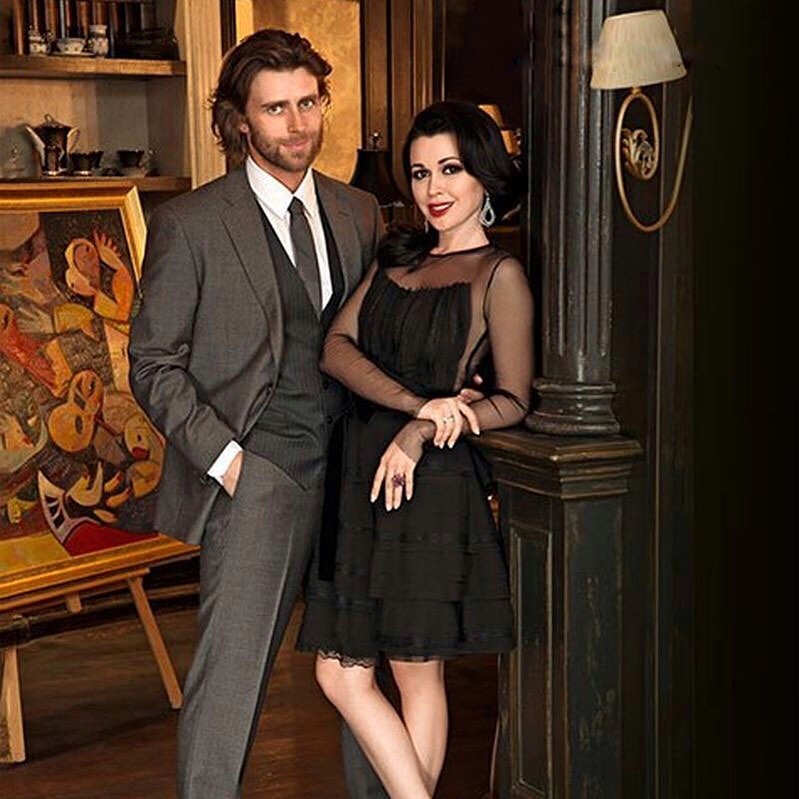 Заворотнюк разводится с мужем: всплыли новые детали скандала