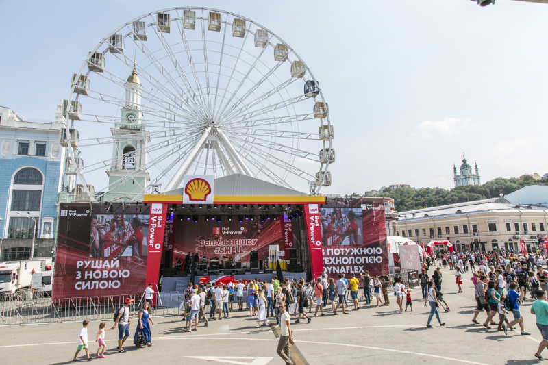 На ЗаПАЛЬНОМУ ШОУ від Shell побувала команда Scuderia Ferrari Формули 1