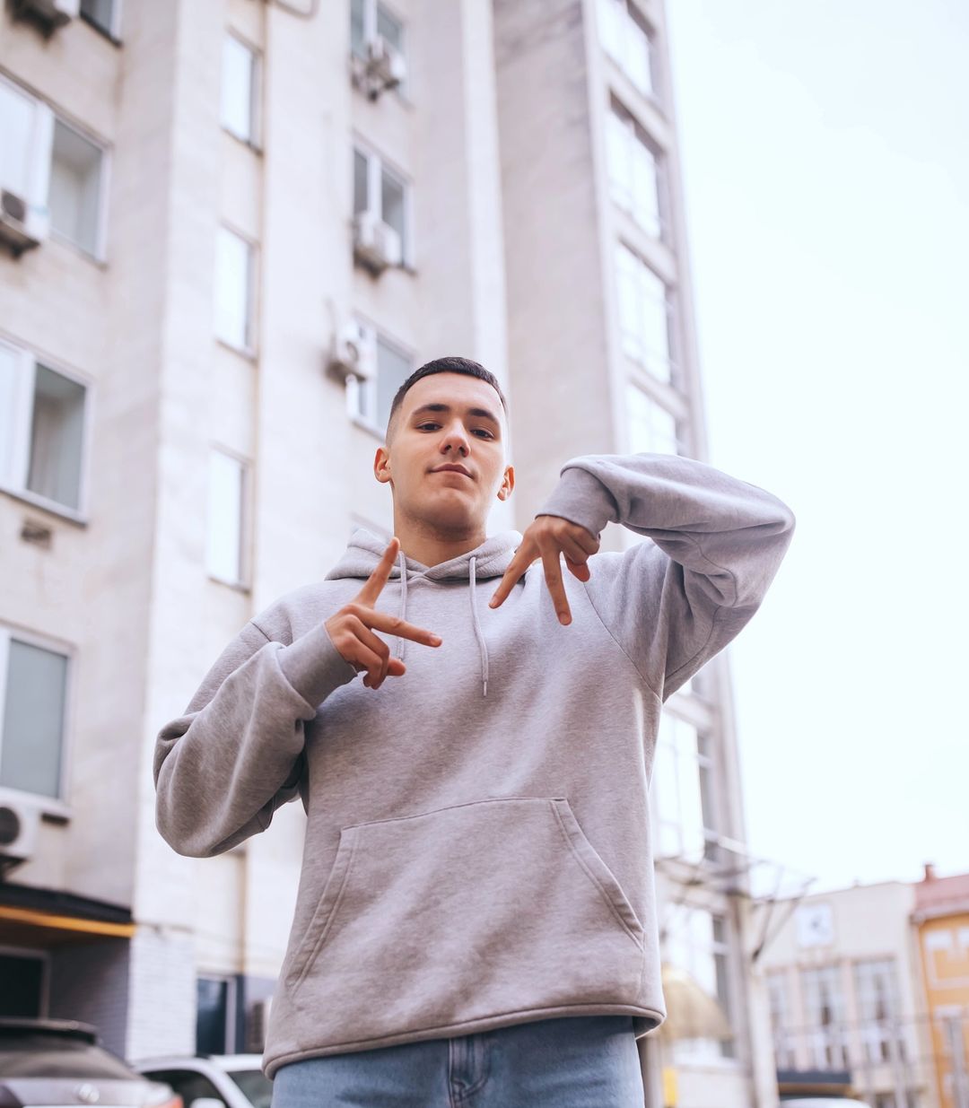 Кумир молоді написав “надихаючий" гімн України на Євро-2024, який зацінили легенди збірної