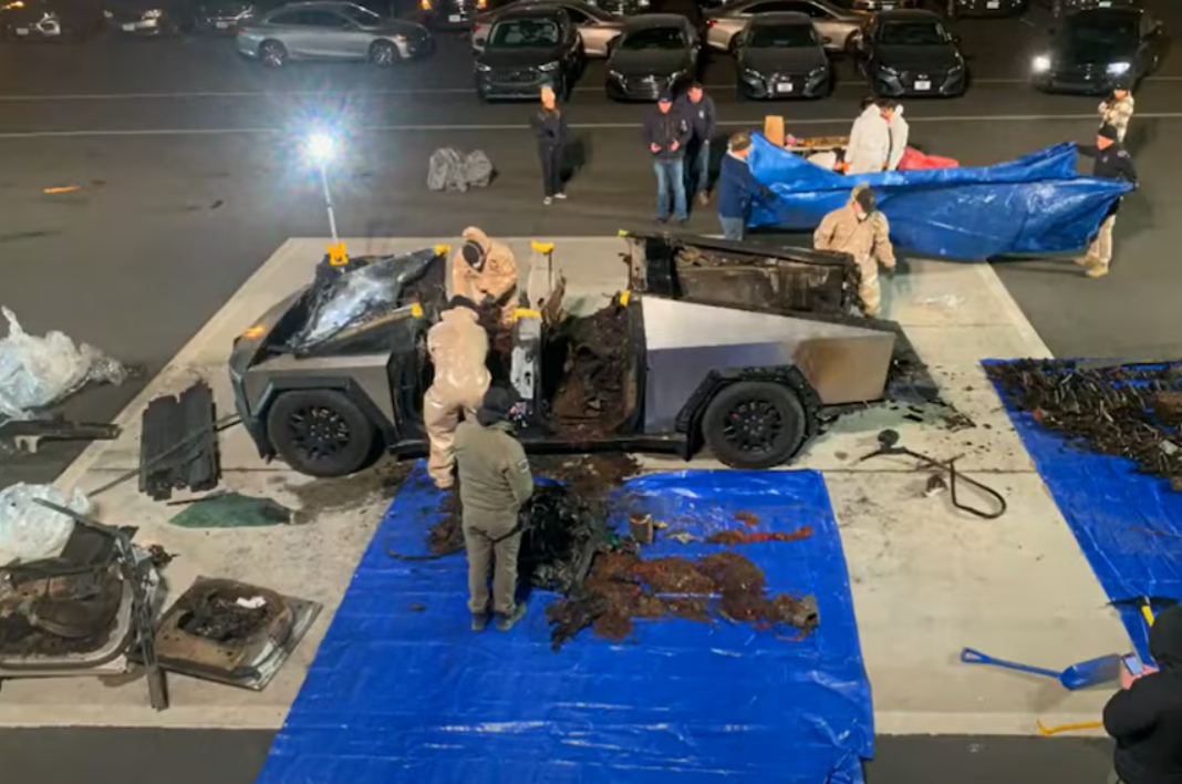 Військовий США, який влаштував вибух Cybertruck, залишив записку про "тривожний дзвінок"