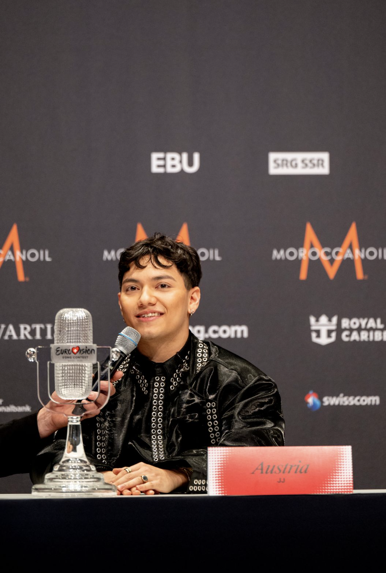 "Це абсолютне божевілля": JJ з Австрії прокоментував свою перемогу на "Євробаченні"