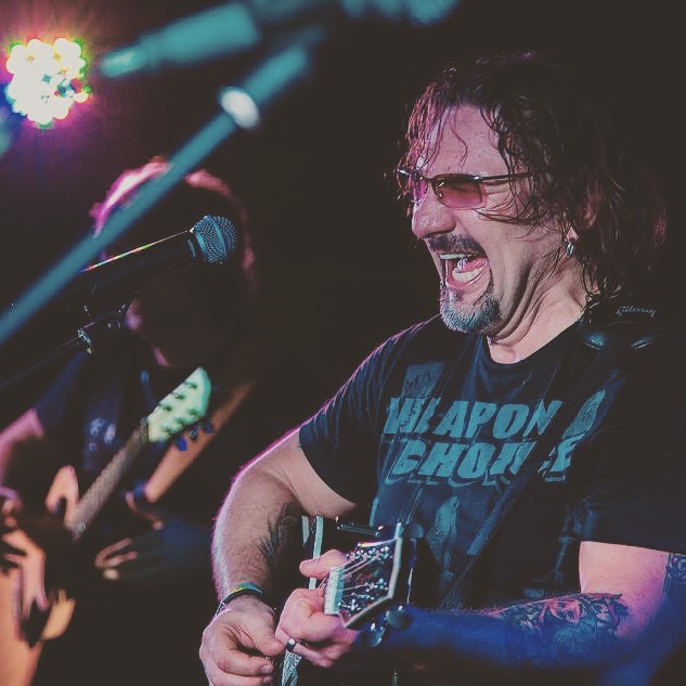 Куди зникли Сергій Сивохо, Оля Фреймут та інші українські зіркі, які не сходили з екранів у 2000-і