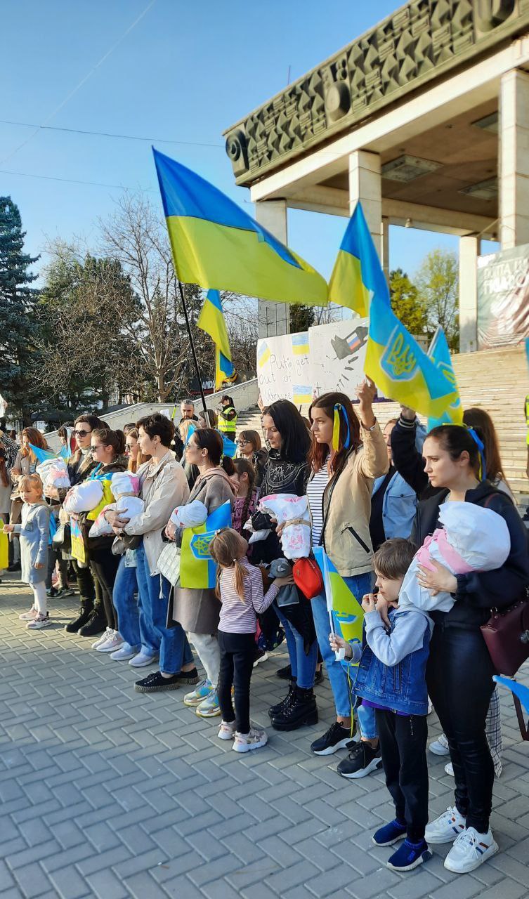 Марш Матерей в странах Европы и Америки (фоторепортаж)