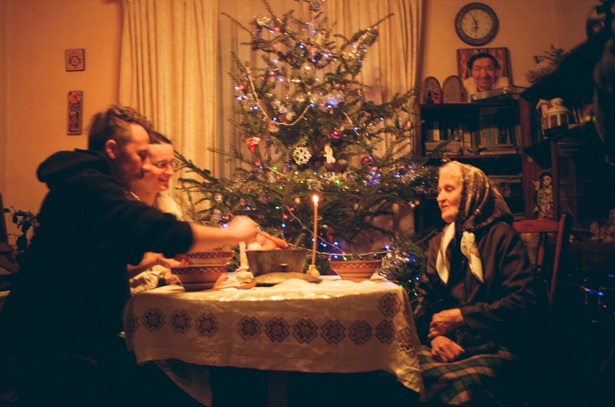 Украинские звезды возрождают аутентичные традиции Рождества, которые стирал Советский Союз