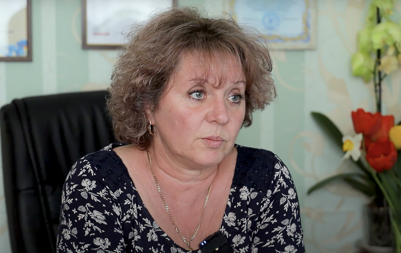 "Куди прийдуть росіяни, жити не залишуся". Як переселенці рятуються від війни у шелтерах