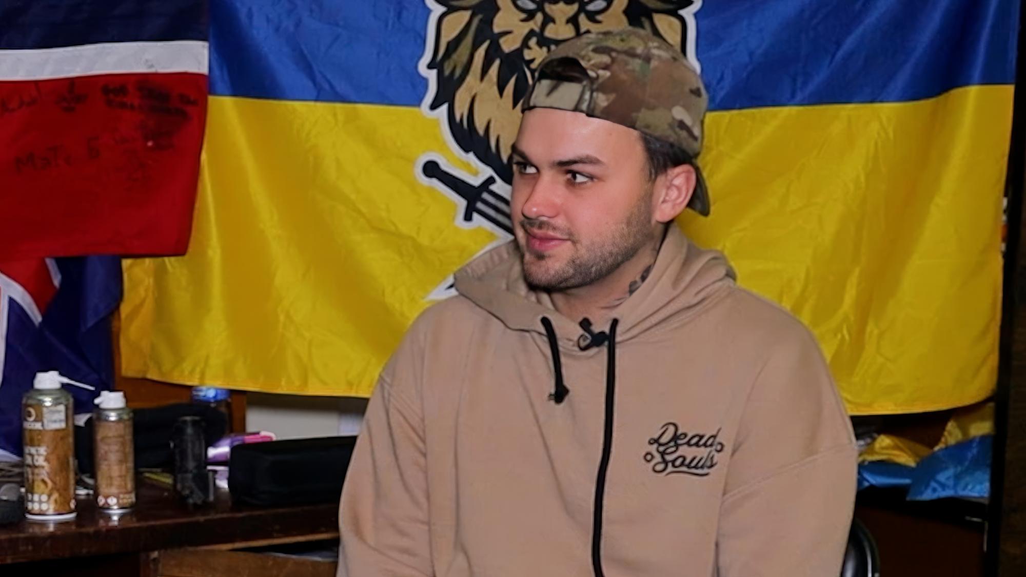 "Тут немає НАТО, я – муляр з Данії". Чому іноземці воюють за Україну і що кажуть про росіян