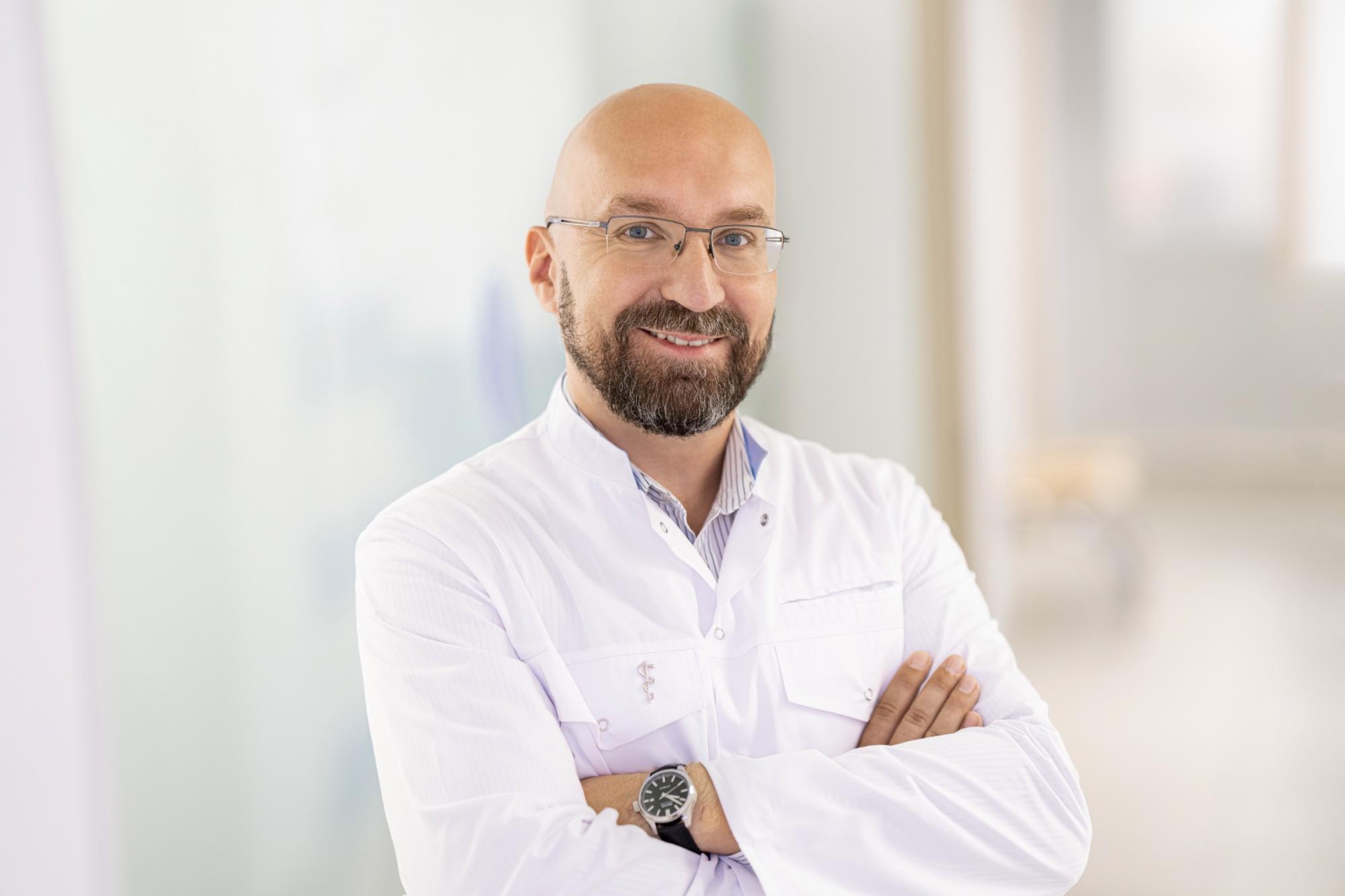 Які щоденні звички руйнують суглоби і кому потрібен додатковий кальцій: "консультація" ортопеда