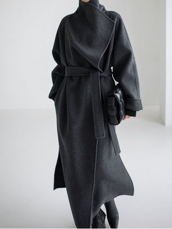 Найзатишніший тренд цієї зими: такого пальто ви ще не бачили