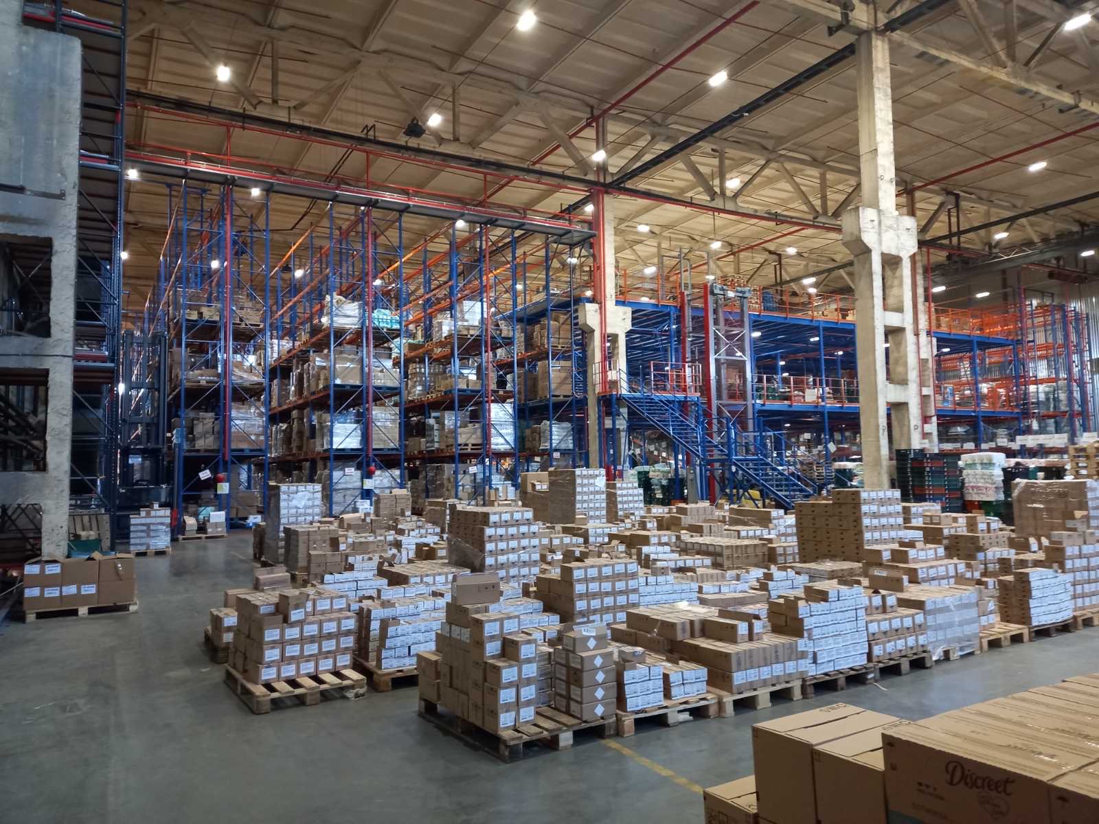 Від кліка до доставки: репортаж із львівського складу EVA.UA