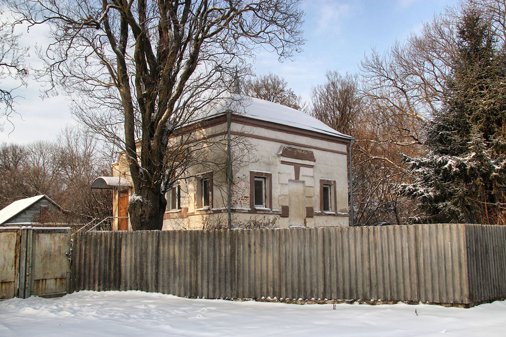 Загадкова кам'яниця. В Україні знайшли невідомий маєток гетьмана Розумовського