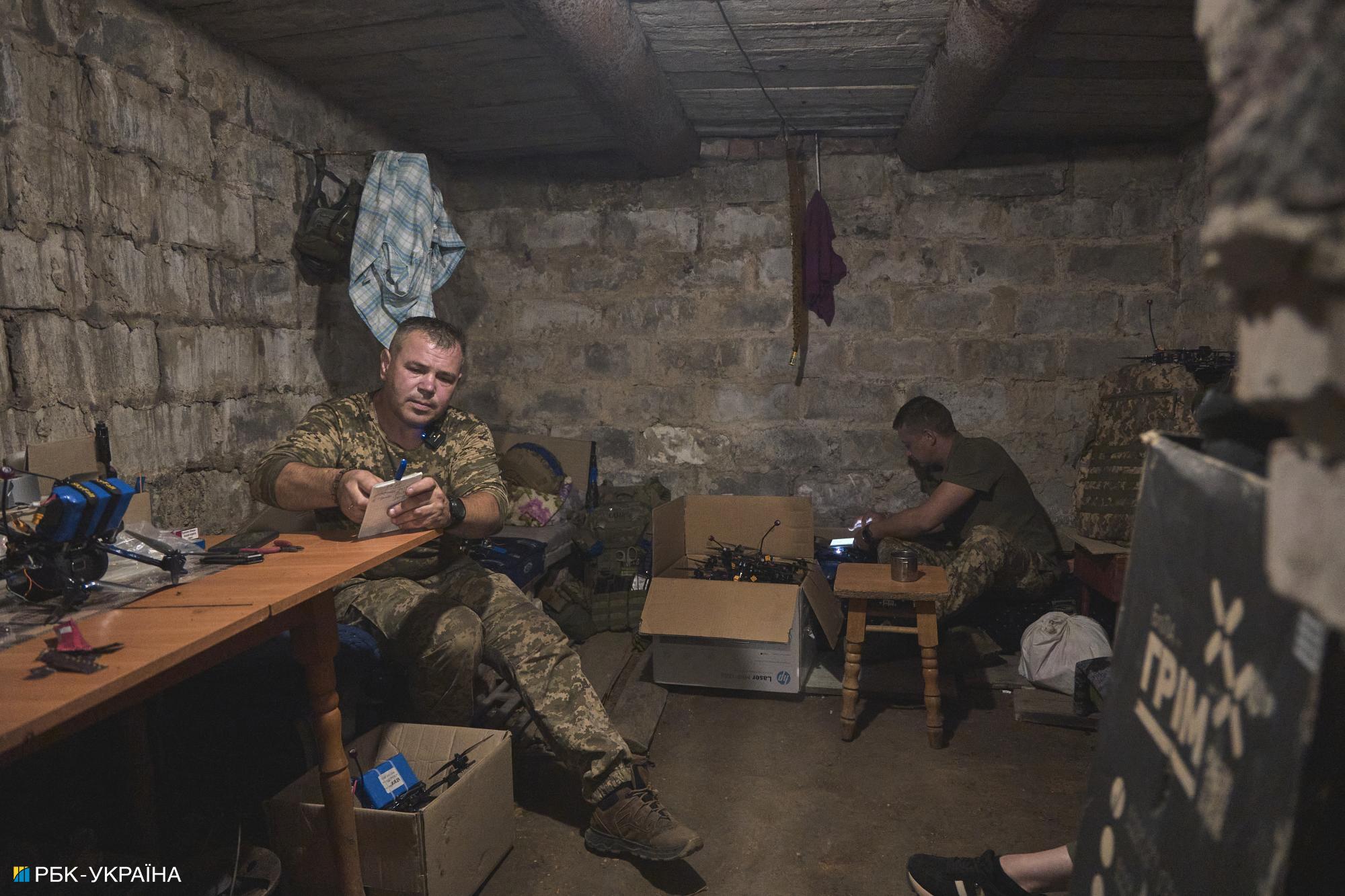 Під КАБами та роями дронів. Як бійці 31 ОМБр тримають оборону на Покровському напрямку