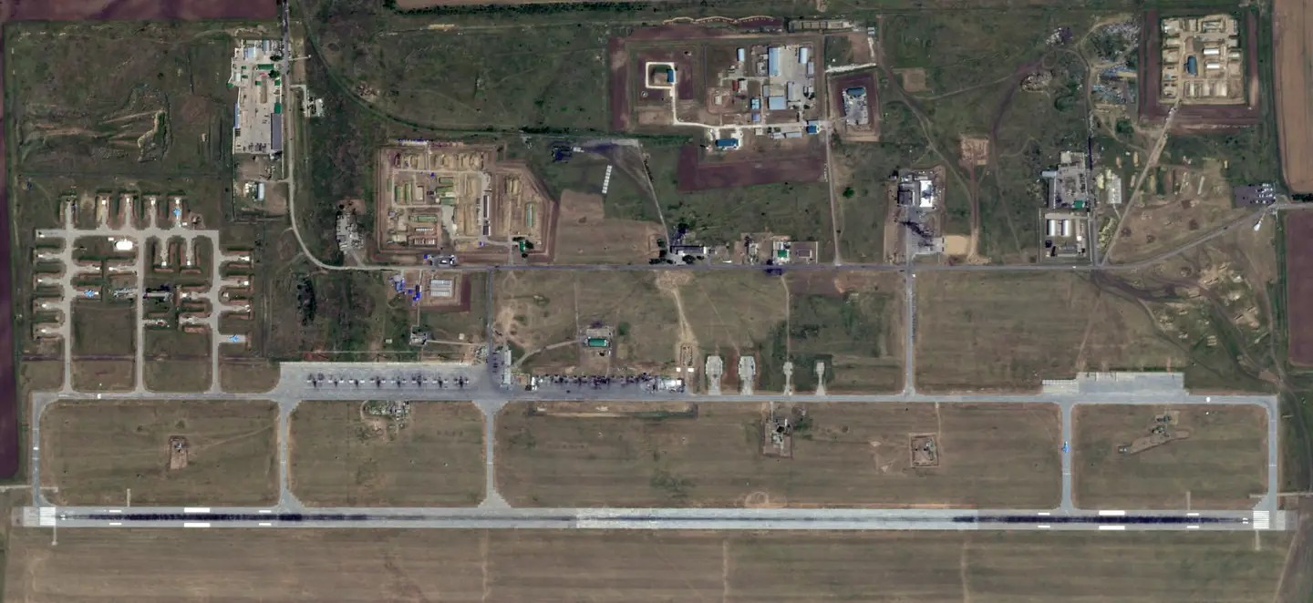 Украина атаковала аэродром в Морозовске по меньшей мере 70 дронами, - Буданов