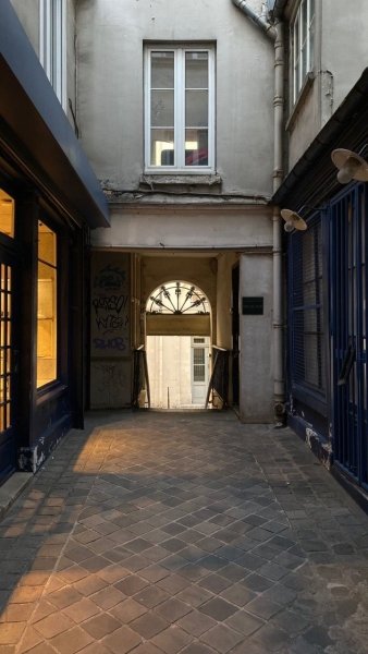 Стало известно, где сейчас живет София Ротару