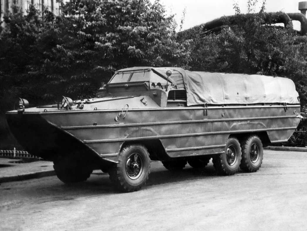 По землі і по воді: ТОП-5 маловідомих українських машин, що уміють плавати