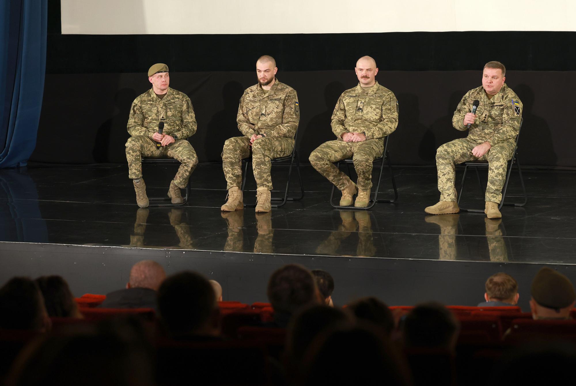 Першими заходили на Курщину. В Києві показали фільм про легендарний 225 штурмовий полк