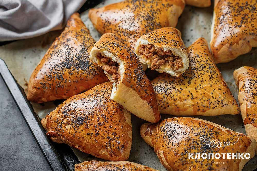 Идеальные пирожки с мясом: Клопотенко поделился простым рецептом