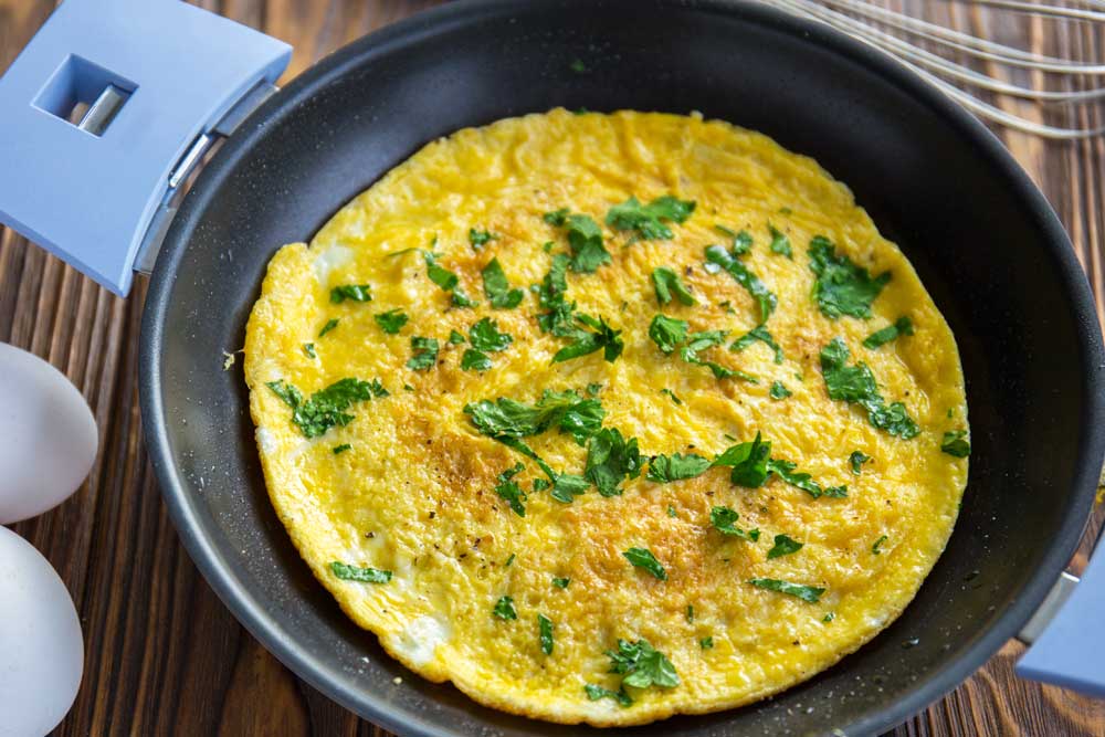 Клопотенко дал рецепт настоящего омлета: молоко добавлять туда не нужно!