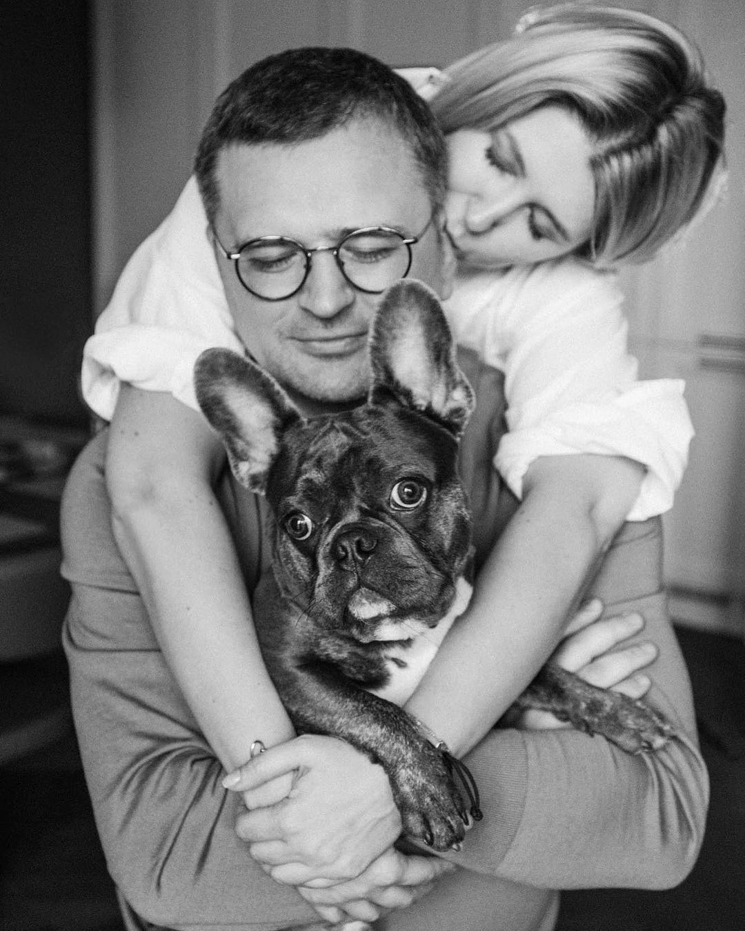 "Передает приветы". Возлюбленная Кулебы призналась, в каких отношениях находится ее сын с главой МИД