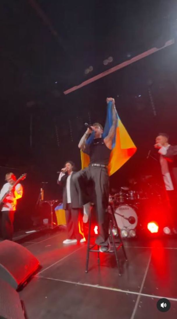 Артем Пивоваров отримав травму під час концерту у Польщі: що сталося з артистом