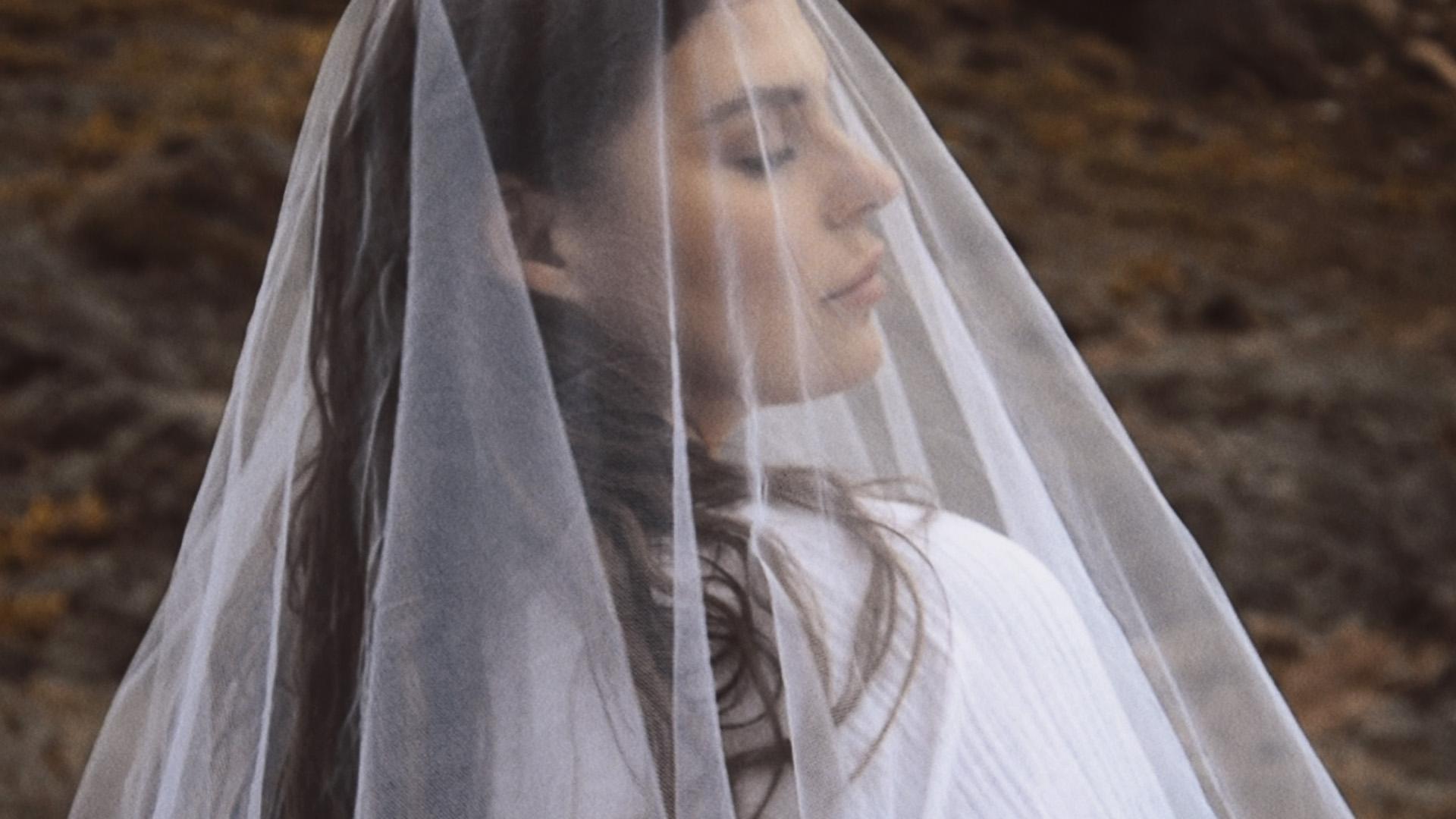 Солистка KAZKA Зарицкая выходит замуж: кто ее избранник