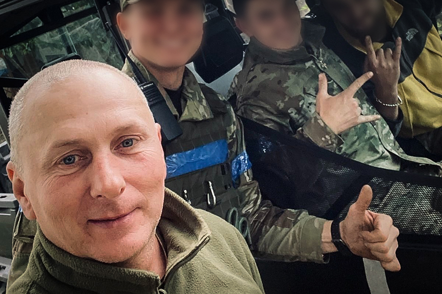 Вижив після 23 поранень і заново вчиться ходити: героїчна історія українського нацгвардійця (фото та відео)