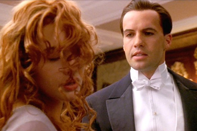 30 лет спустя: как выглядит сегодня главный красавчик сериала "Твин Пикс"