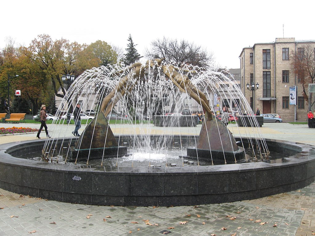 13 незвичайних і крутих пам'ятників України, про які мало хто чув