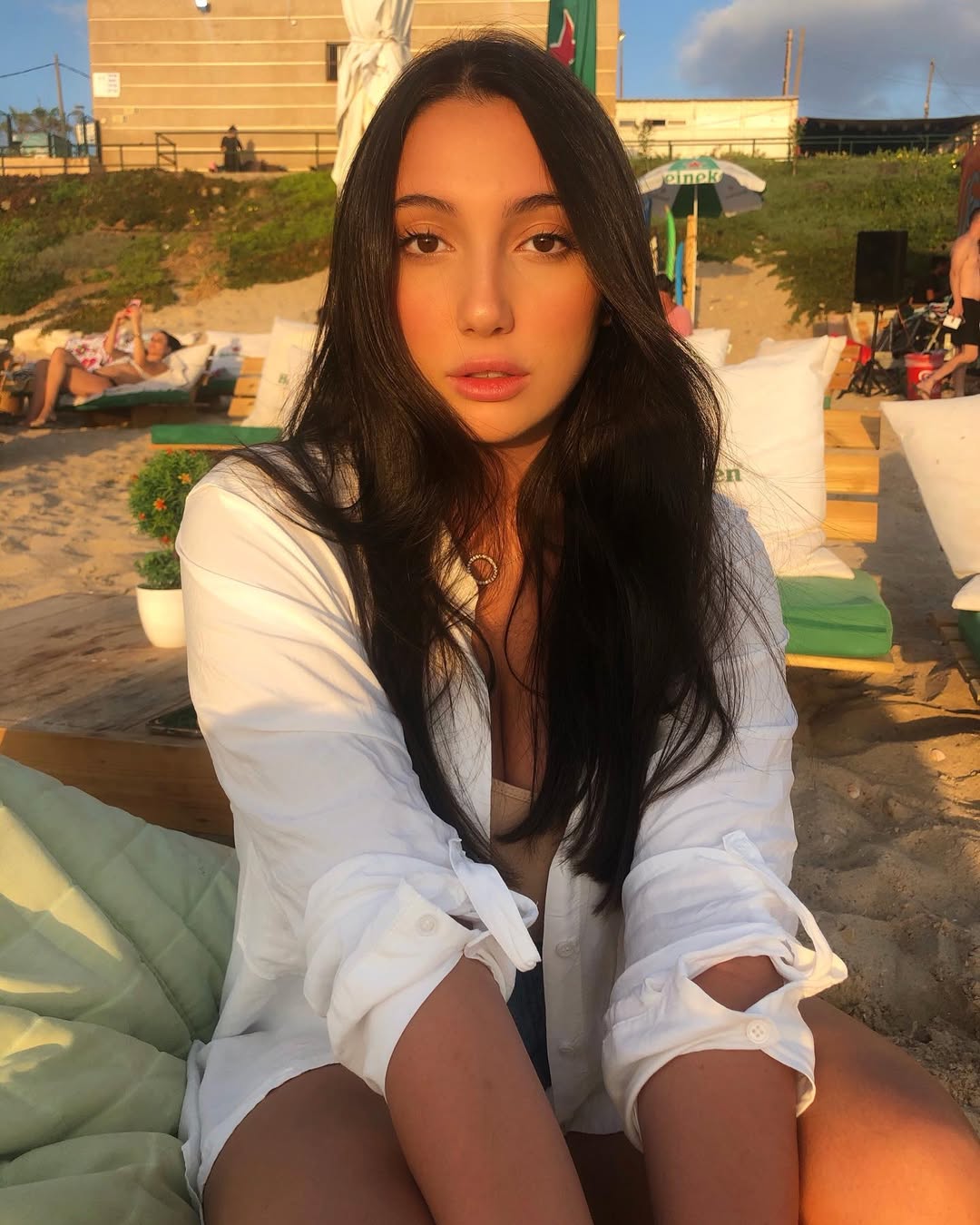 Израиль выбрал представительницу на "Евровидение-2025": певица пережила нападение ХАМАСа