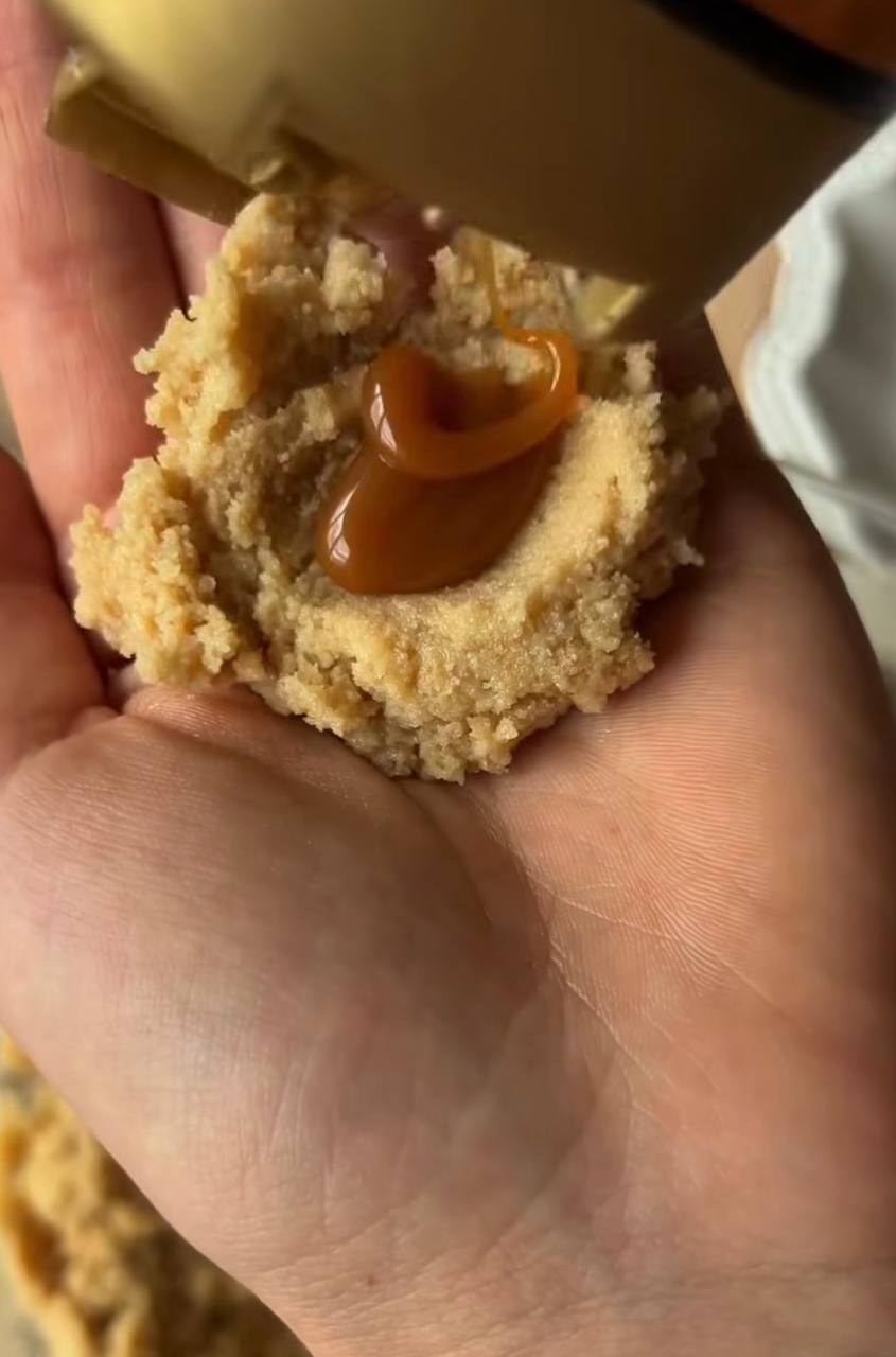 Тірамісу на швидку руку з трьох інгредієнтів: легко та дуже смачно