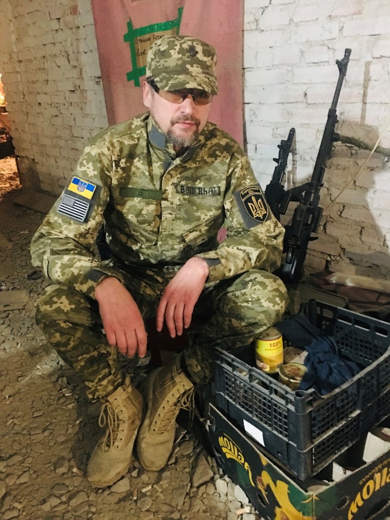 "О, Боже, ти його не забирай": Юркеш зворушив піснею у День Героїв