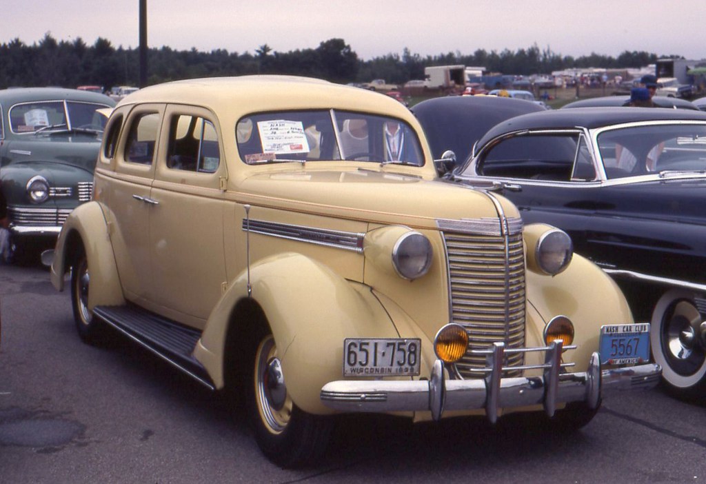 Вони були першими: авто, на яких вперше з'явилися важливі опції