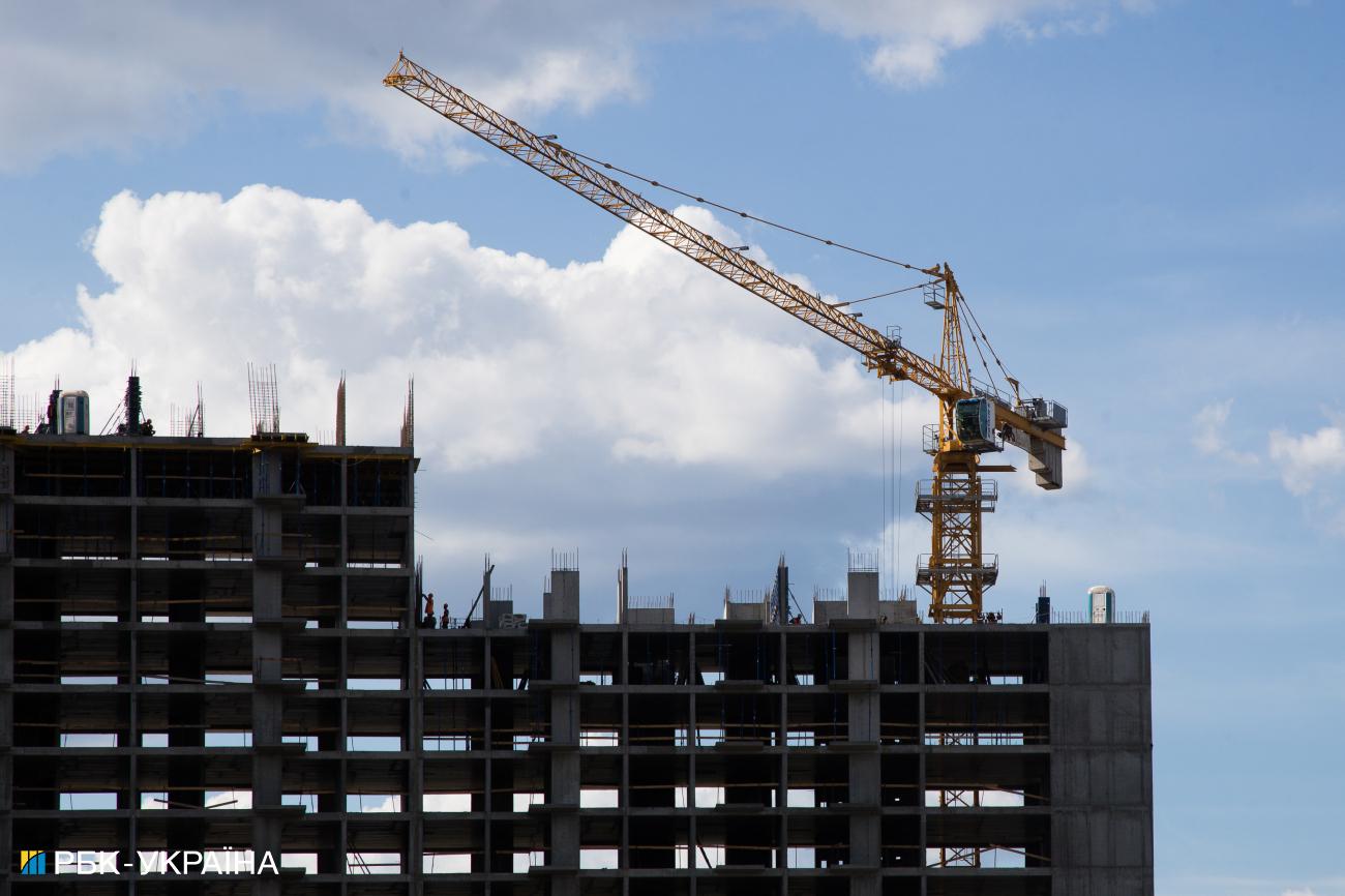 Боротьба з корупцією або "злив" даних: до чого призведе автоматичний дозвіл на будівництво