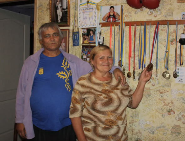 Козацкая родословная Александра Усика: как выглядит родительский дом и где жили его предки