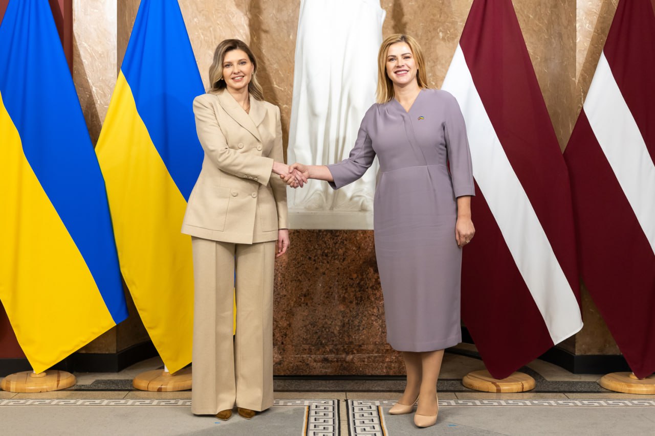 Олена Зеленська підкорила президента Латвії ніжним образом (фото)