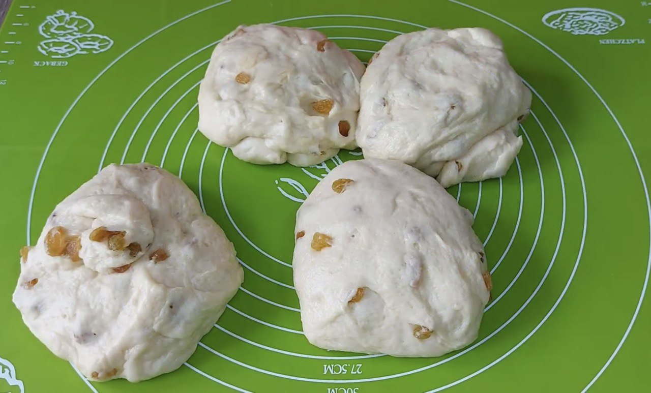 Смачна і легко готується: рецепт бюджетної паски, яка по кишені кожному