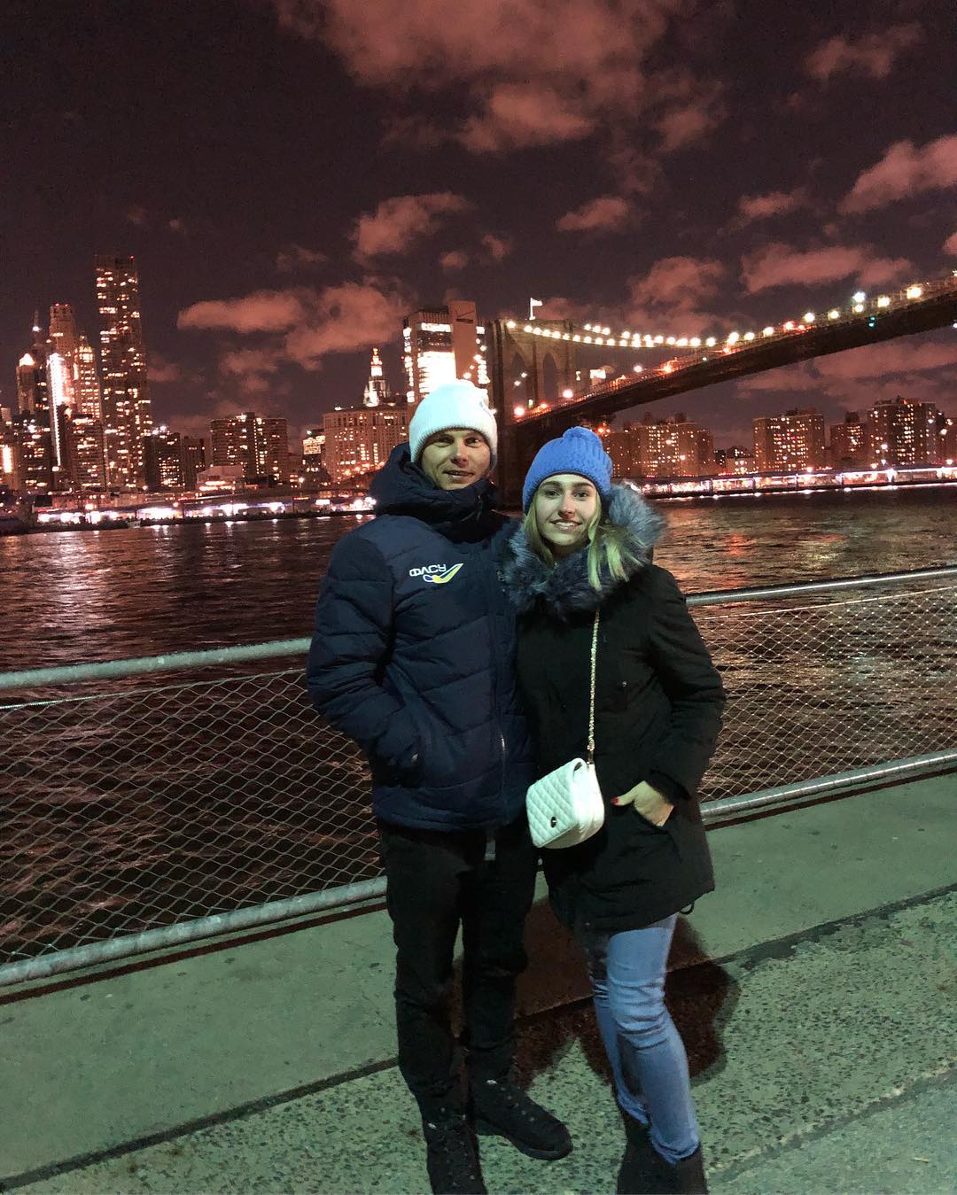 Александр Абраменко - герой Олимпиады с романтической натурой. Вот фото, которые это доказывают