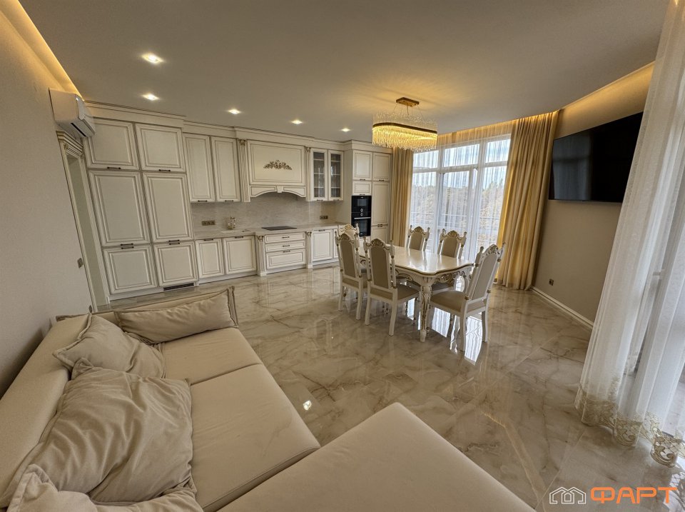 Більше 2000 доларів на місяць: що особливого у найдорожчих квартирах для оренди в Ужгороді