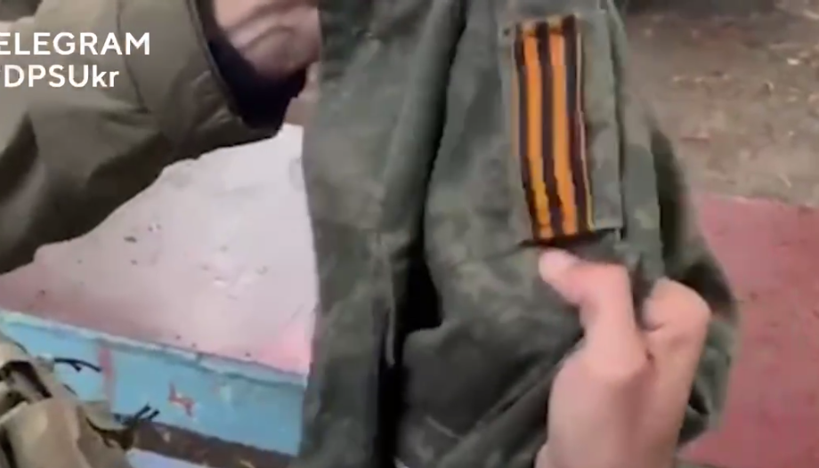 "Сделано в Китае": украинские защитники показали, во что одевается "вторая армия" мира