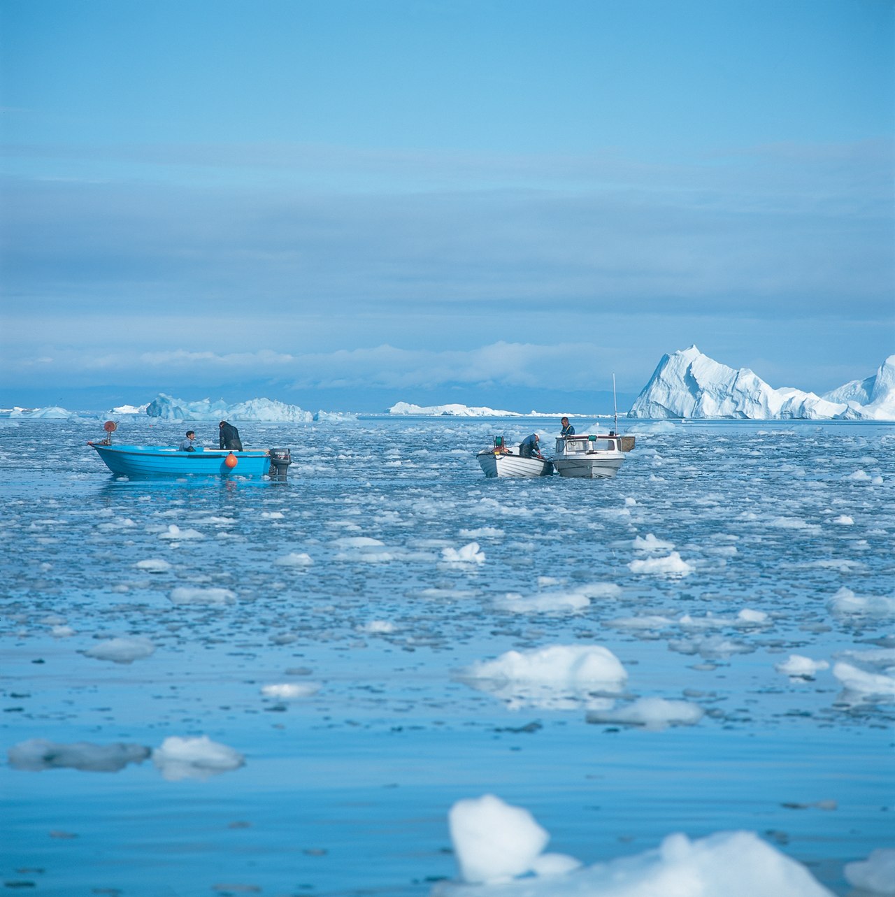 Життя без доріг, завжди мороз та навколо сніг: чому гренландці почуваються щасливими